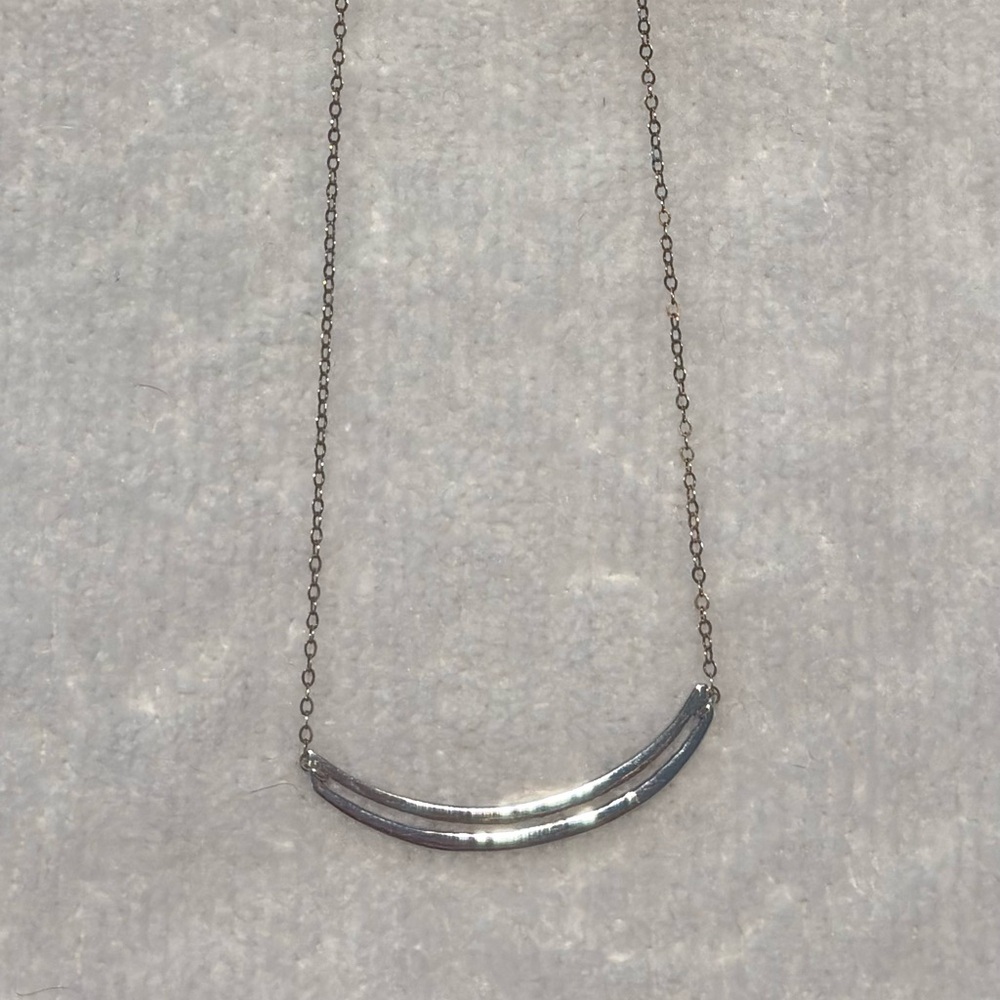 Elegant Sterling Silver Chain Necklace